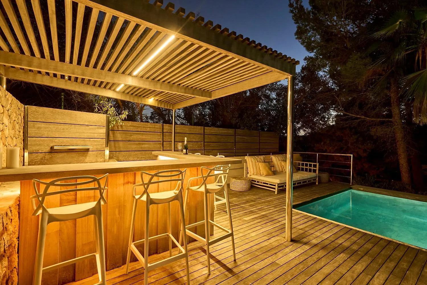 Villa In Cala Salada Sleeps 14 San Antonio