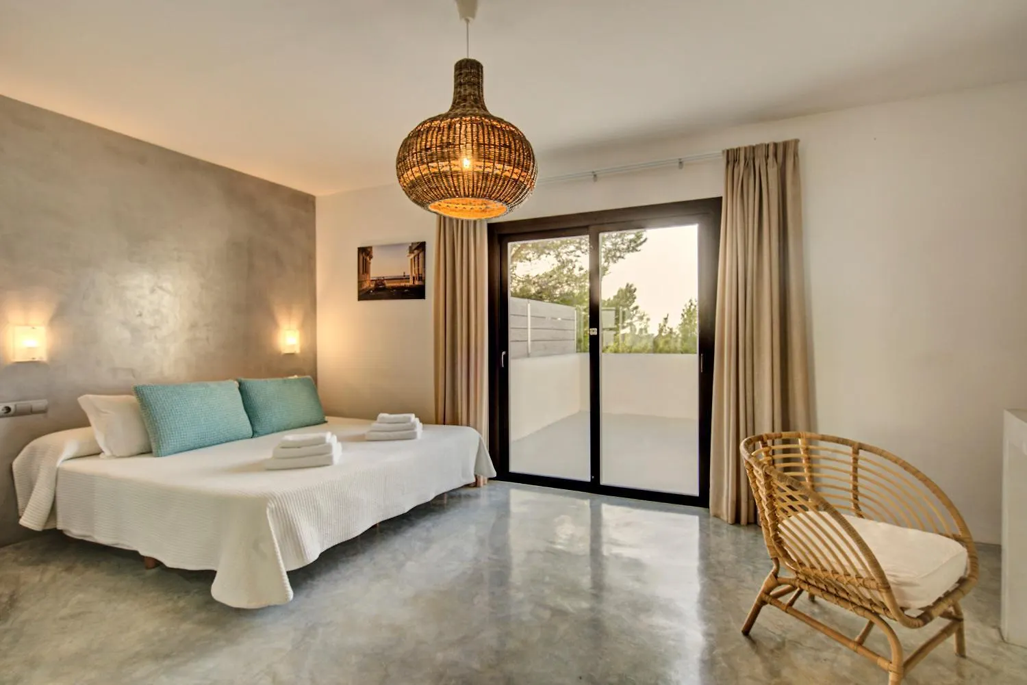 Villa In Cala Salada Sleeps 14 San Antonio