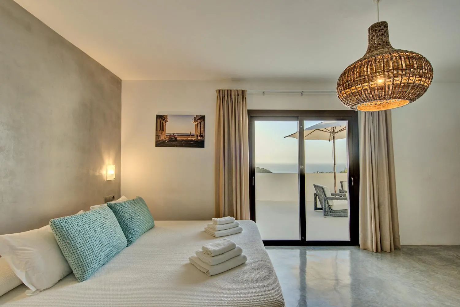 Villa In Cala Salada Sleeps 14 San Antonio  0*, San Antonio (Ibiza)