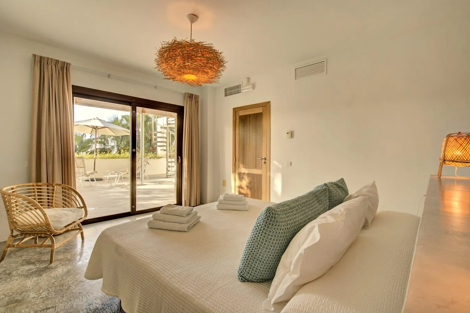 Villa In Cala Salada Sleeps 14 San Antonio