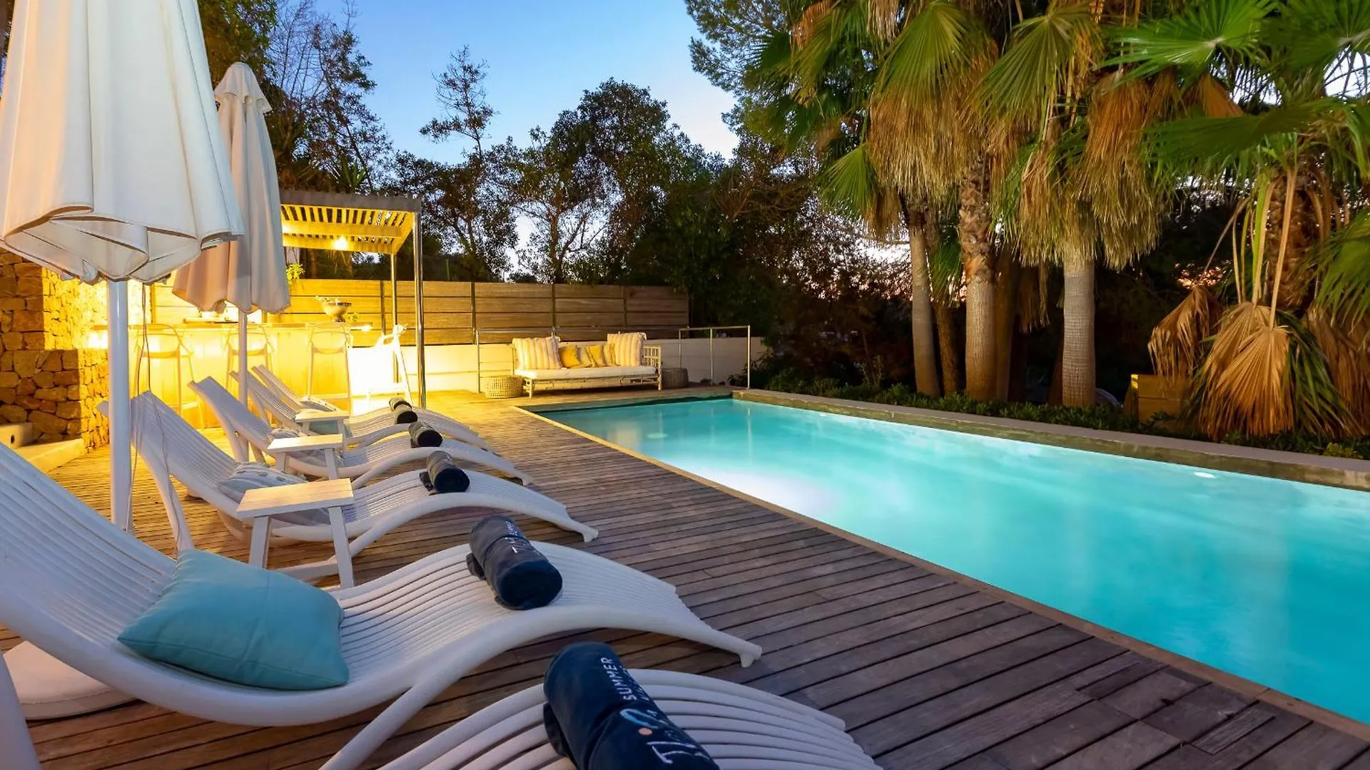 Villa In Cala Salada Sleeps 14 San Antonio  0*, San Antonio (Ibiza) Spain