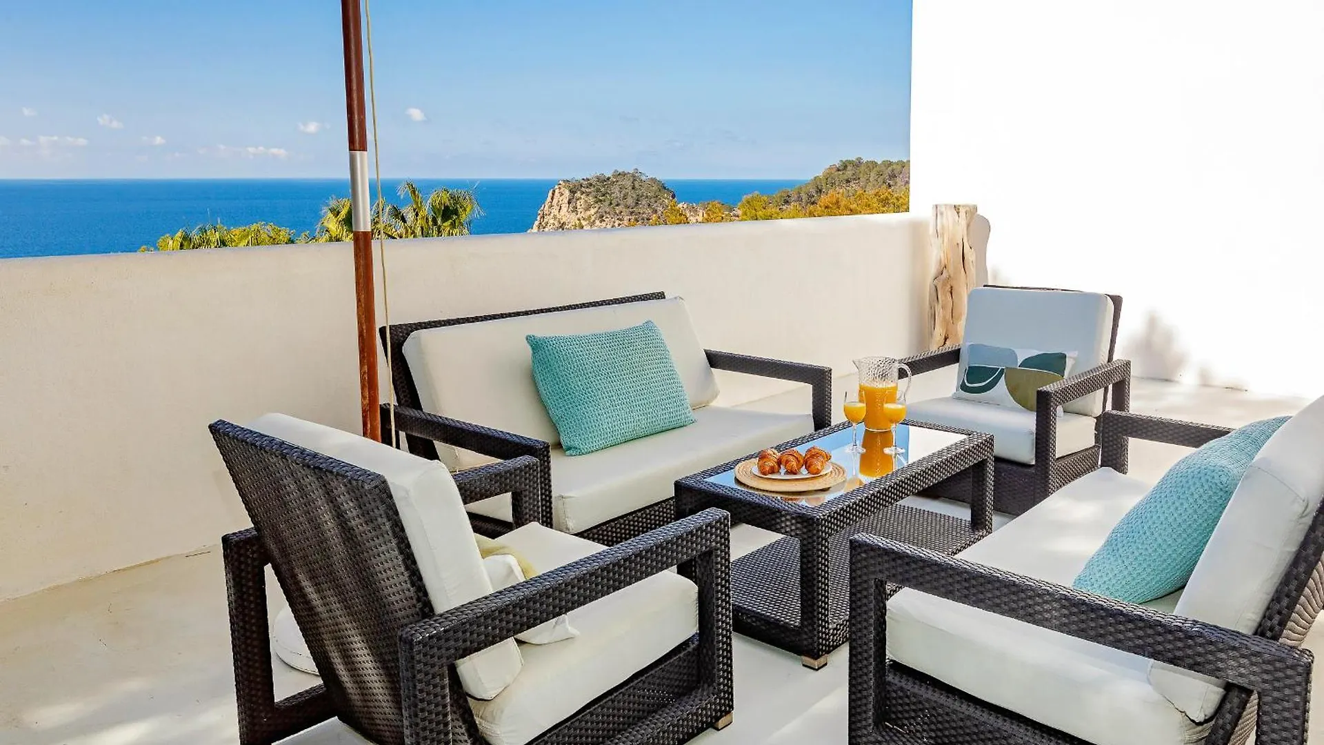 Villa In Cala Salada Sleeps 14 San Antonio